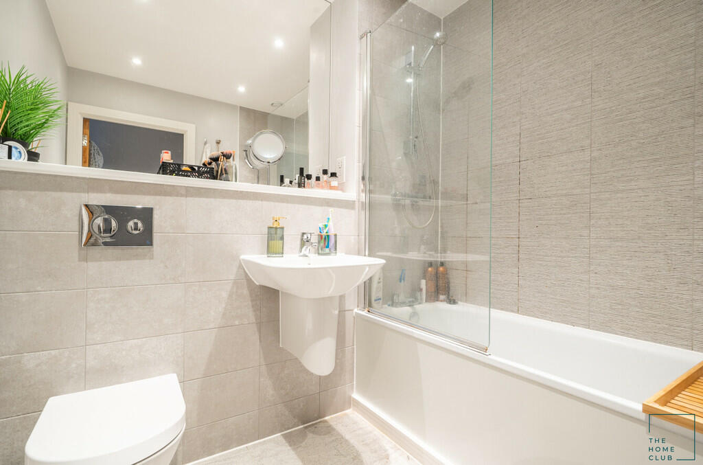 9742a007-c4a9-4ff...