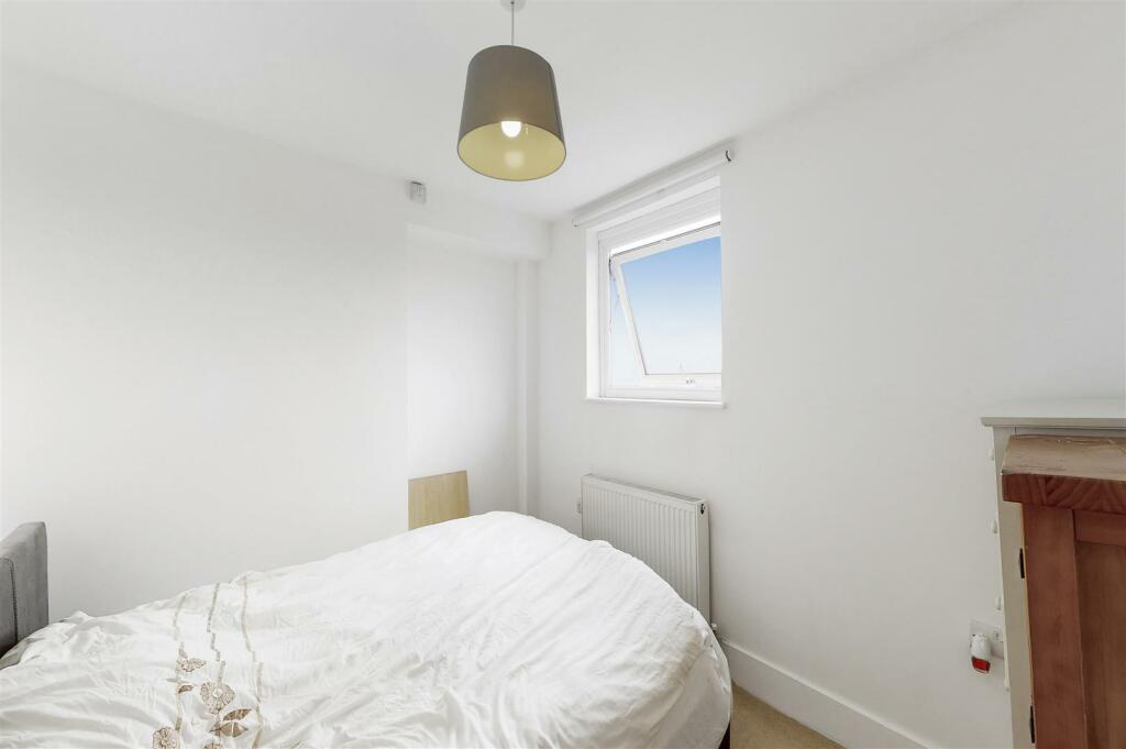 218dHigh Street - fdsOSM5v7xXmsoXvfO6r.jpg