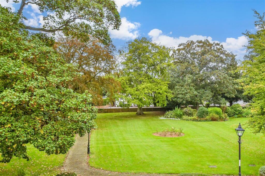 Communal Garden Area