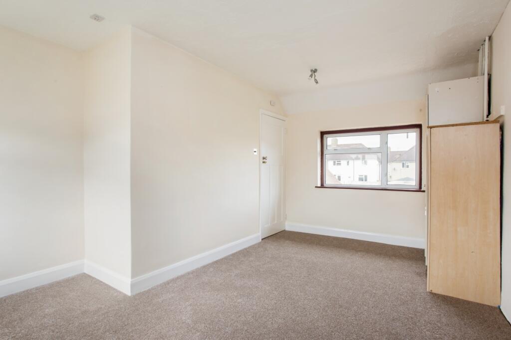 6 Fotherley Road ...