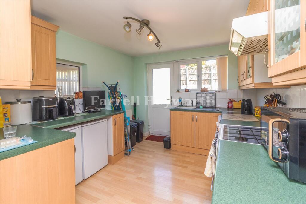 Kitchen image 2