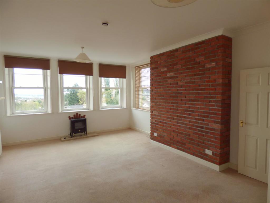 Living Room.JPG