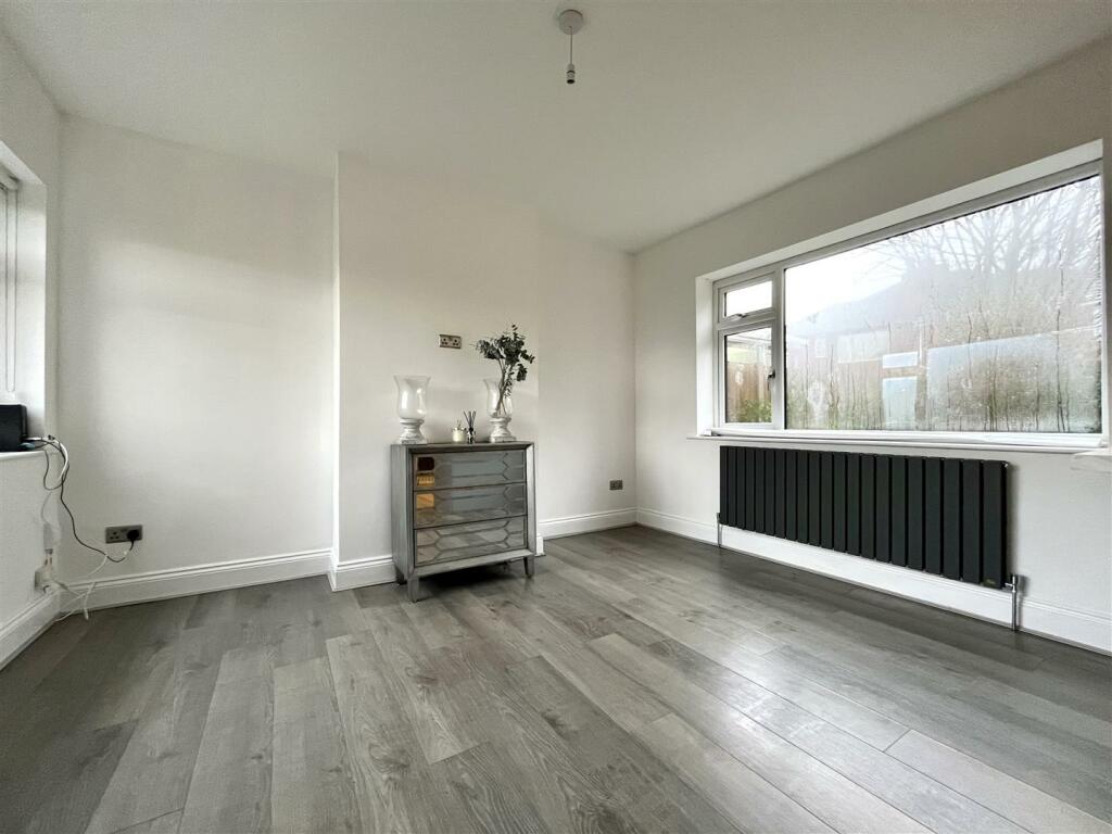 Dining Area Aspect 3