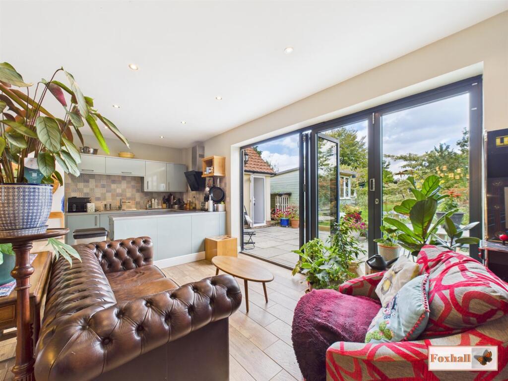Kitchen / Family / Dining Area
