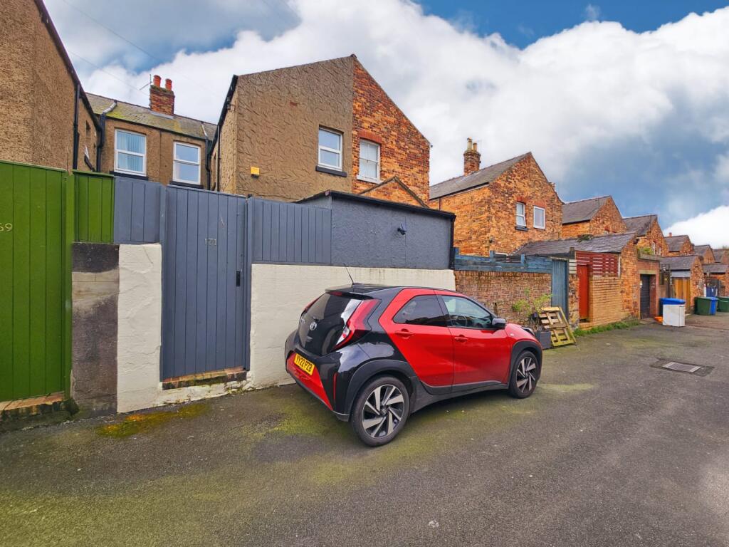 1759b676-447a-4d73-9c44-ce39837f38d5