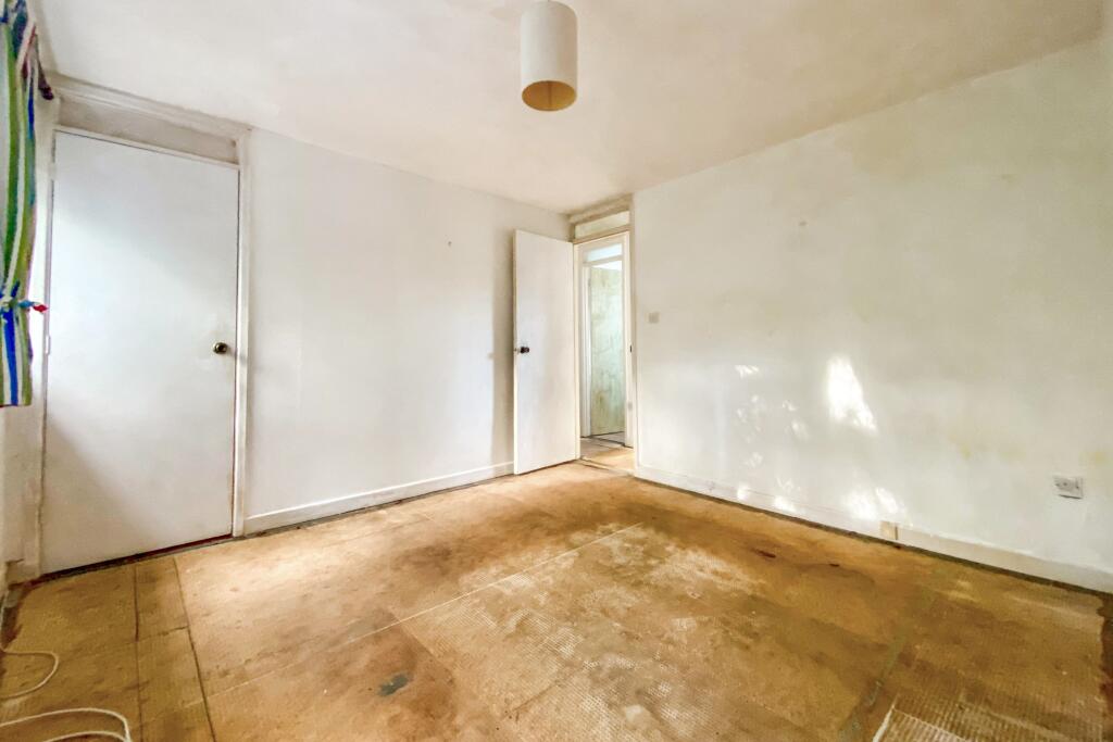 22 Cloudberry Road, Swindon, Wiltshire, SN25 1SE