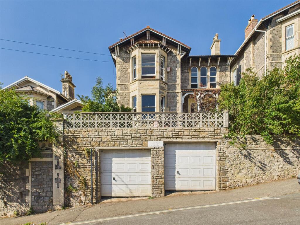13 - Detached Victorian Villa for Auction, Weston-