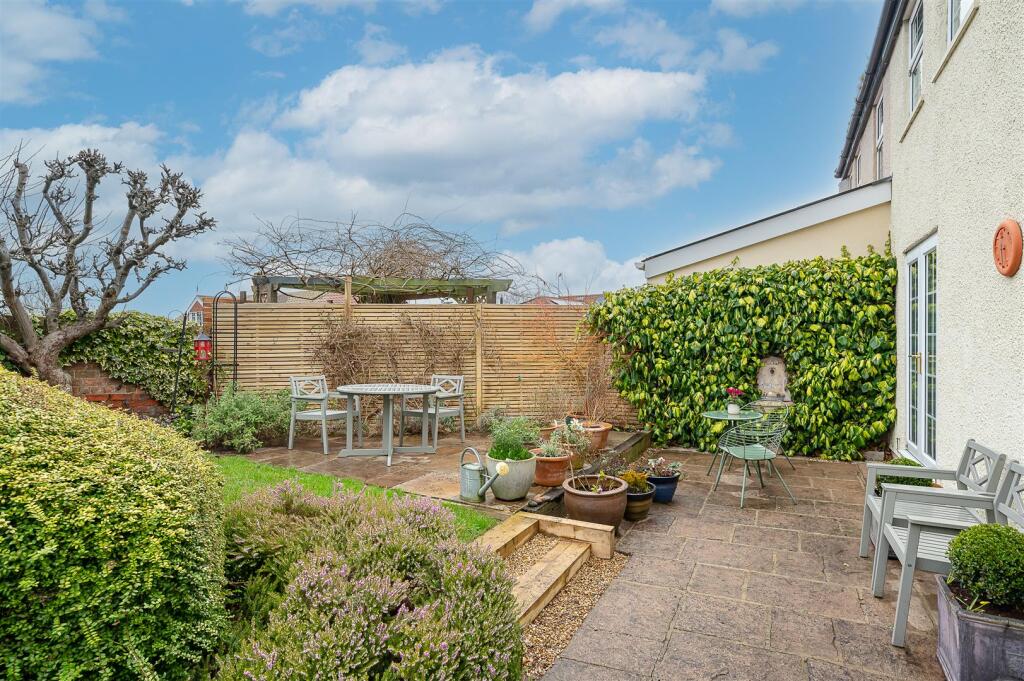 GARDEN