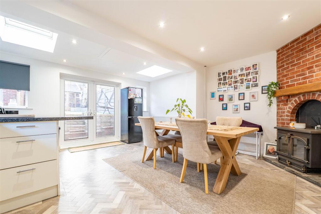 Kitchen/Dining/Sun Room
