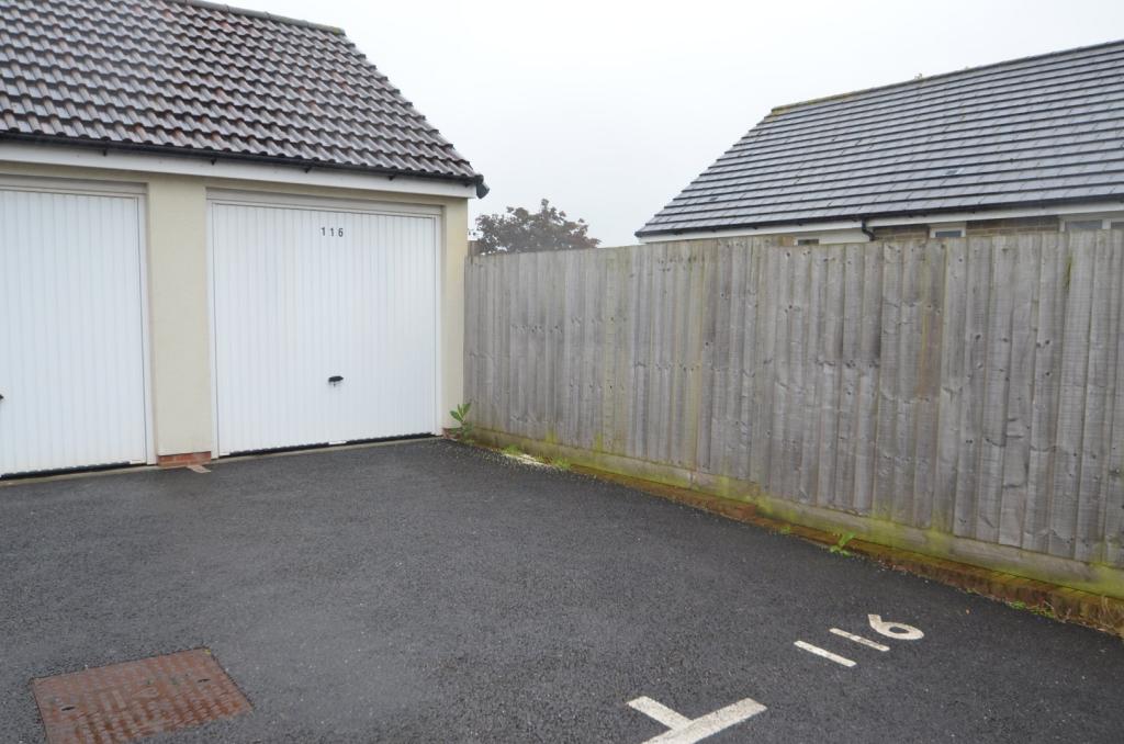 Garage &amp; Parking