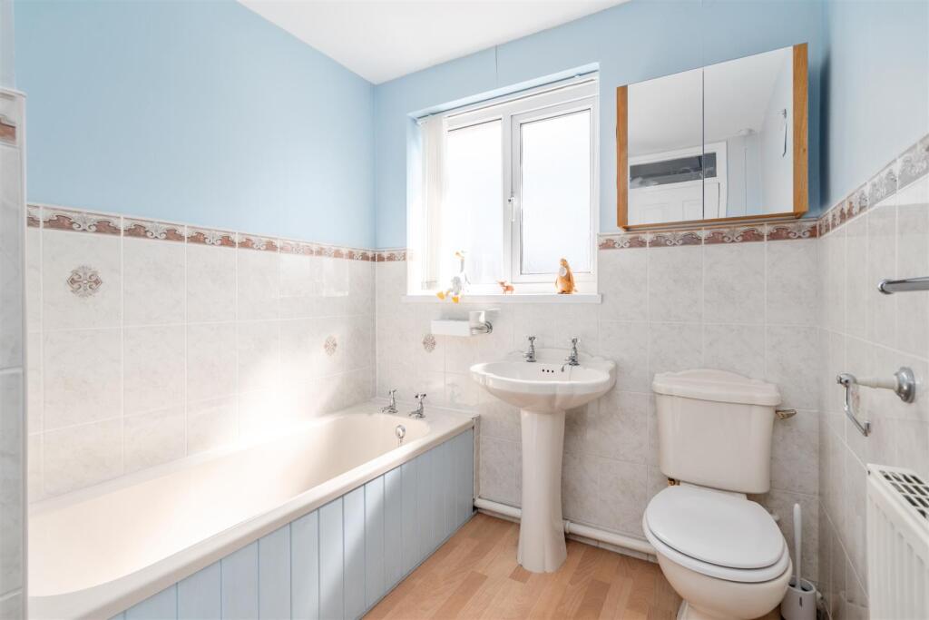 45 Hollywell Road_10.jpg