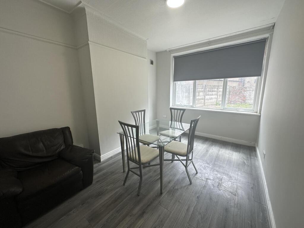12kr.dining (will be room2).jpg