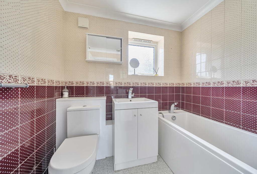 1329971-4-689246e...