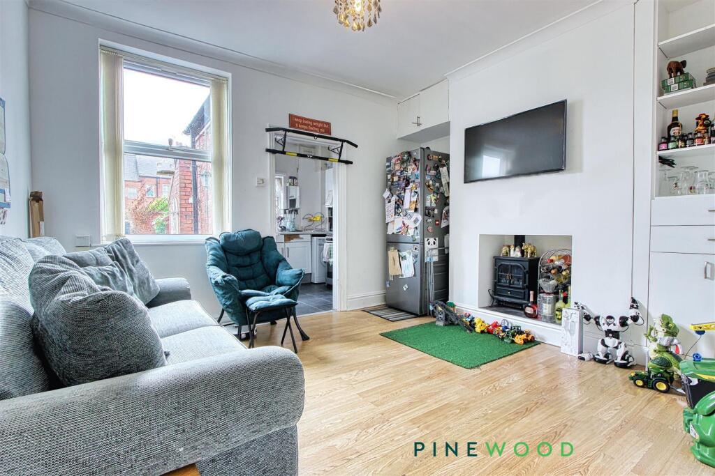 lounge - 2nd reception room