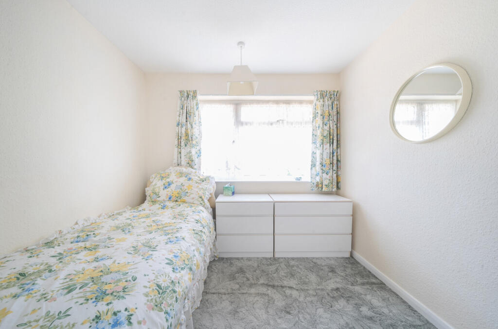 1296584-17-682c59...