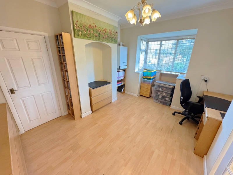 Second Lounge/Office