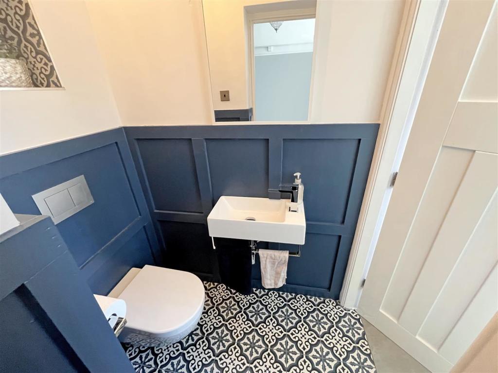 Ground Floor WC