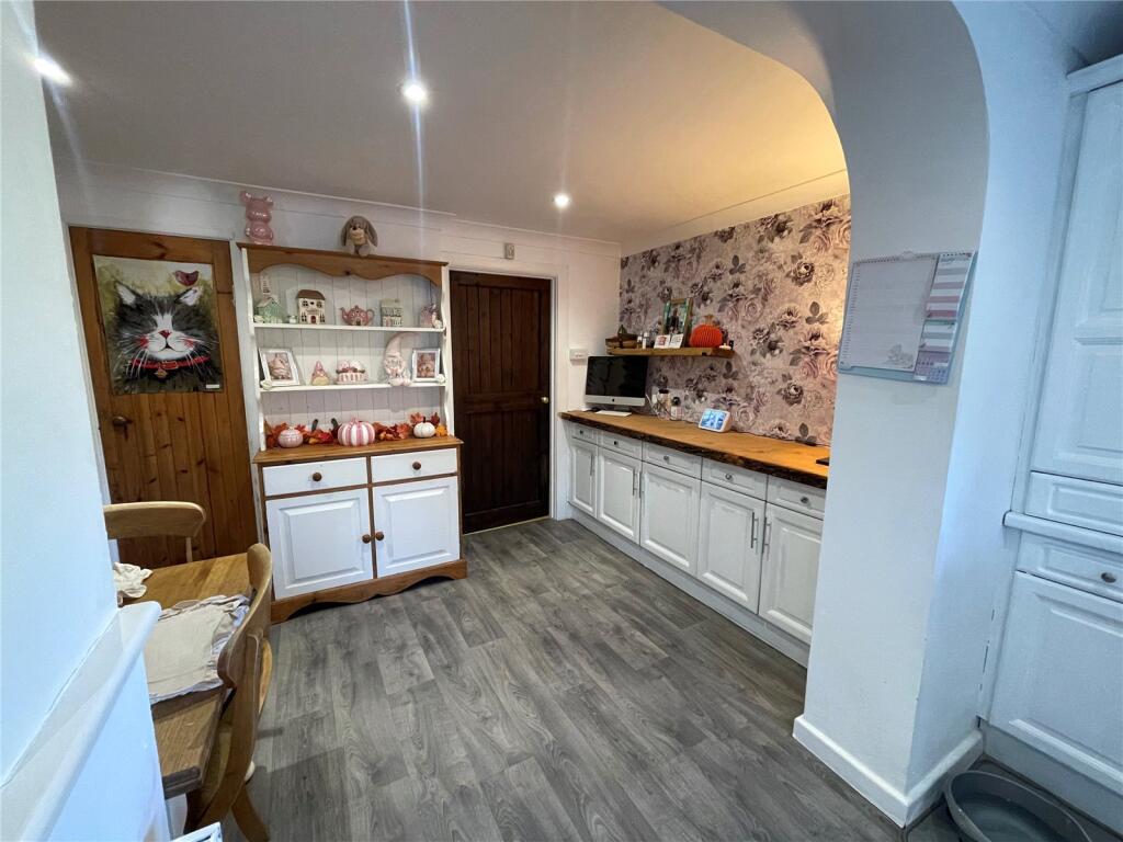 Breakfast Room