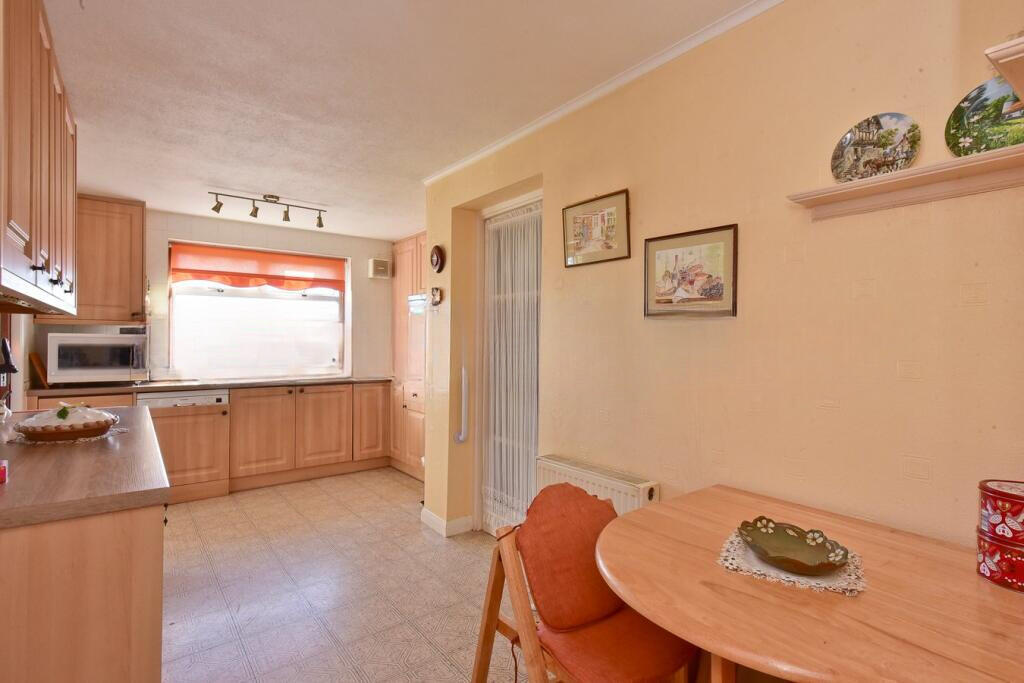 tinywow_142904_28...