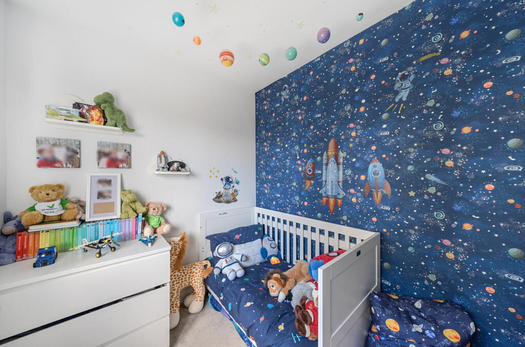 31-681b9dde8d566-...