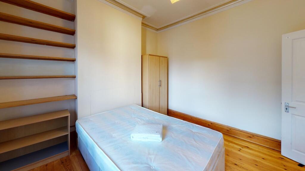 G4-Lets-42-Hartington-Bedroom(4)