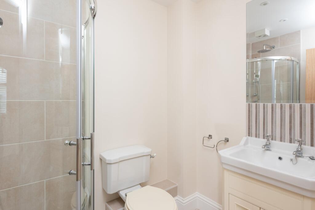 Bedroom Two En Suite