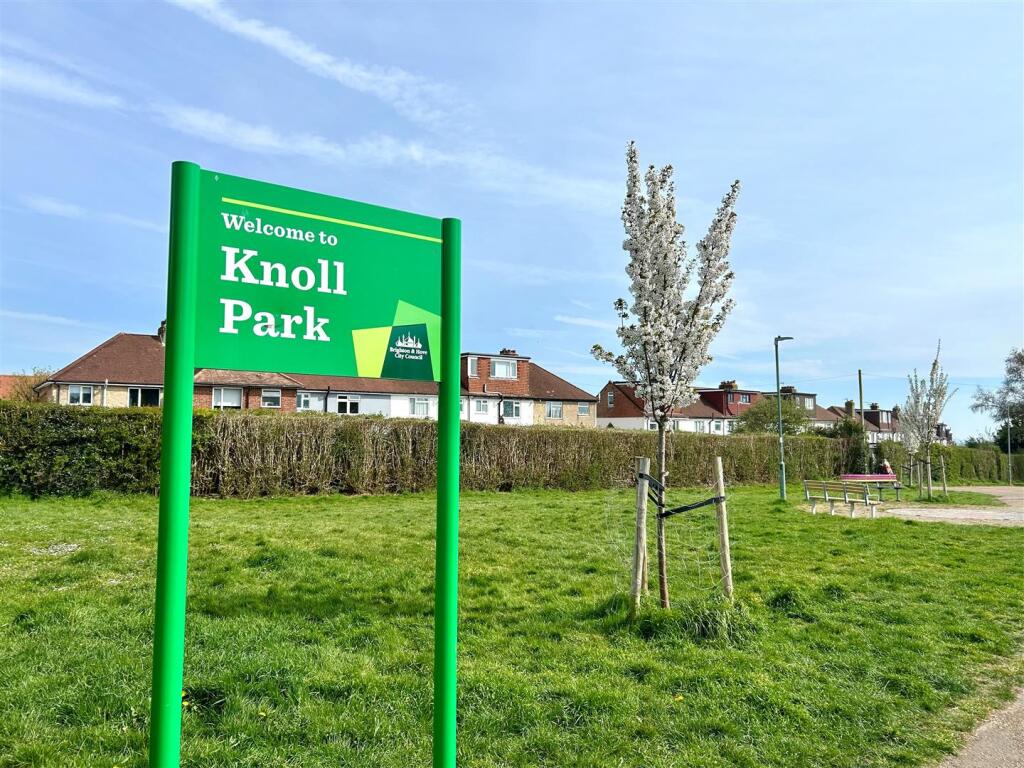 Stapley Road 44 Knoll Park.jpg