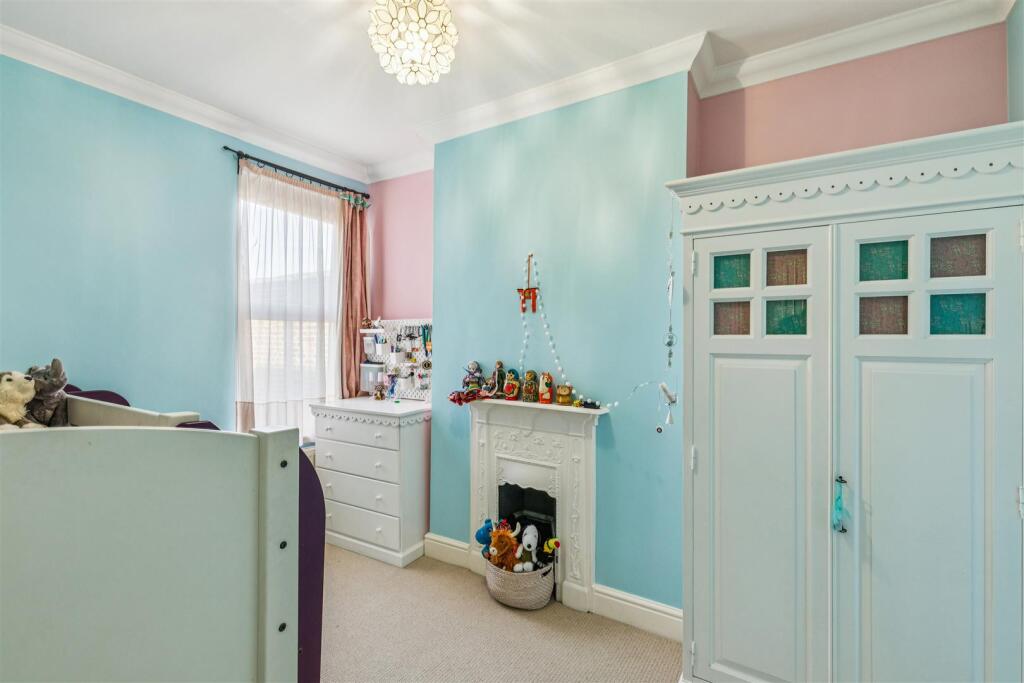 Weston Road W4 For Sale