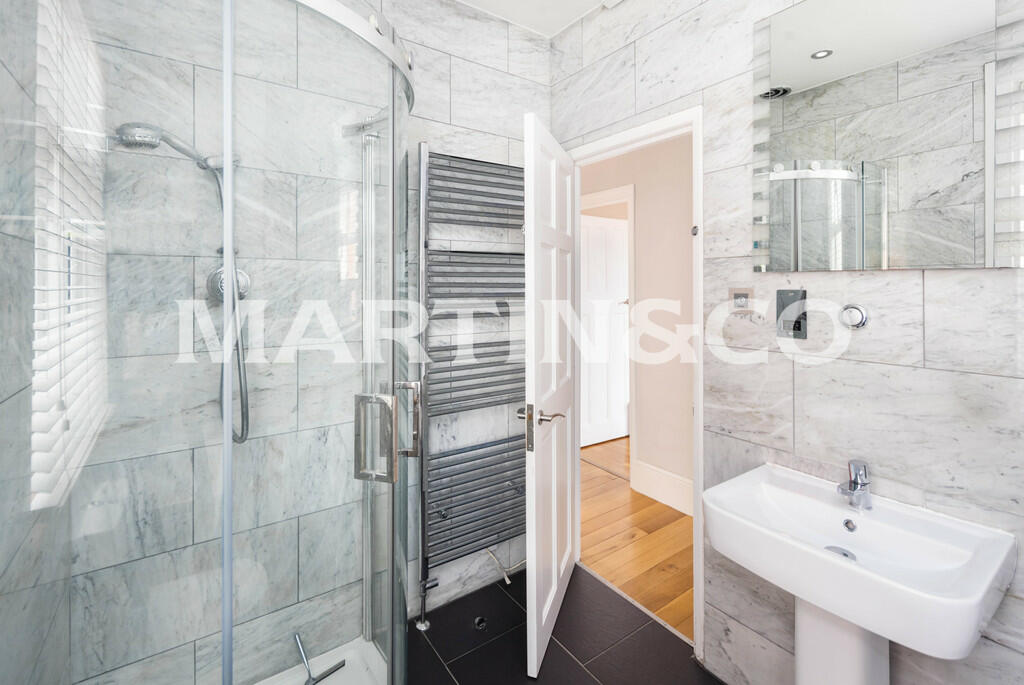 11_Bathroom.v2