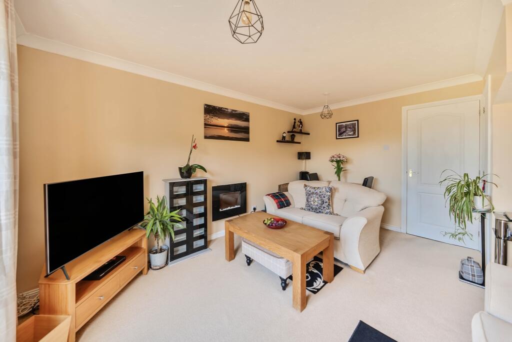 1332204-7-68d67a3dd8473