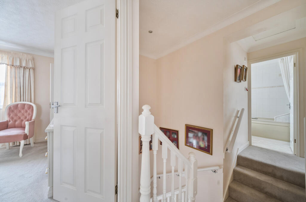 1371520-14-68f76d...