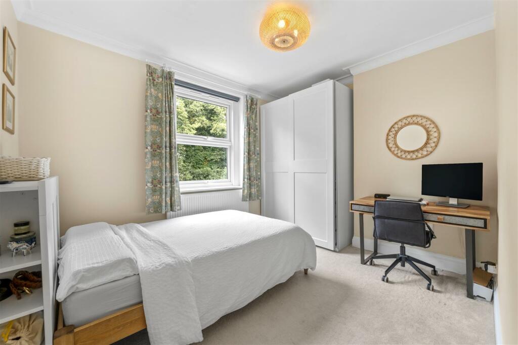 5b, Laurel Road ,12.jpg
