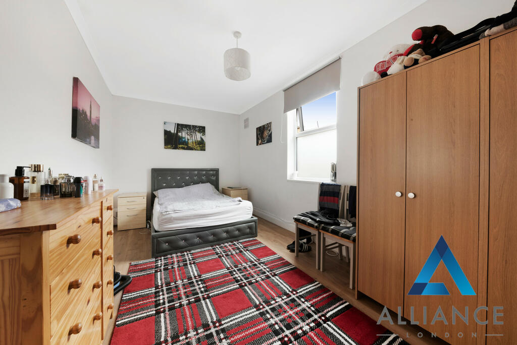 Flat 1