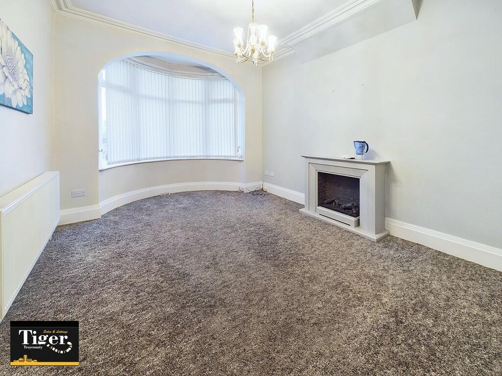 CAM02176G0-PR0434...