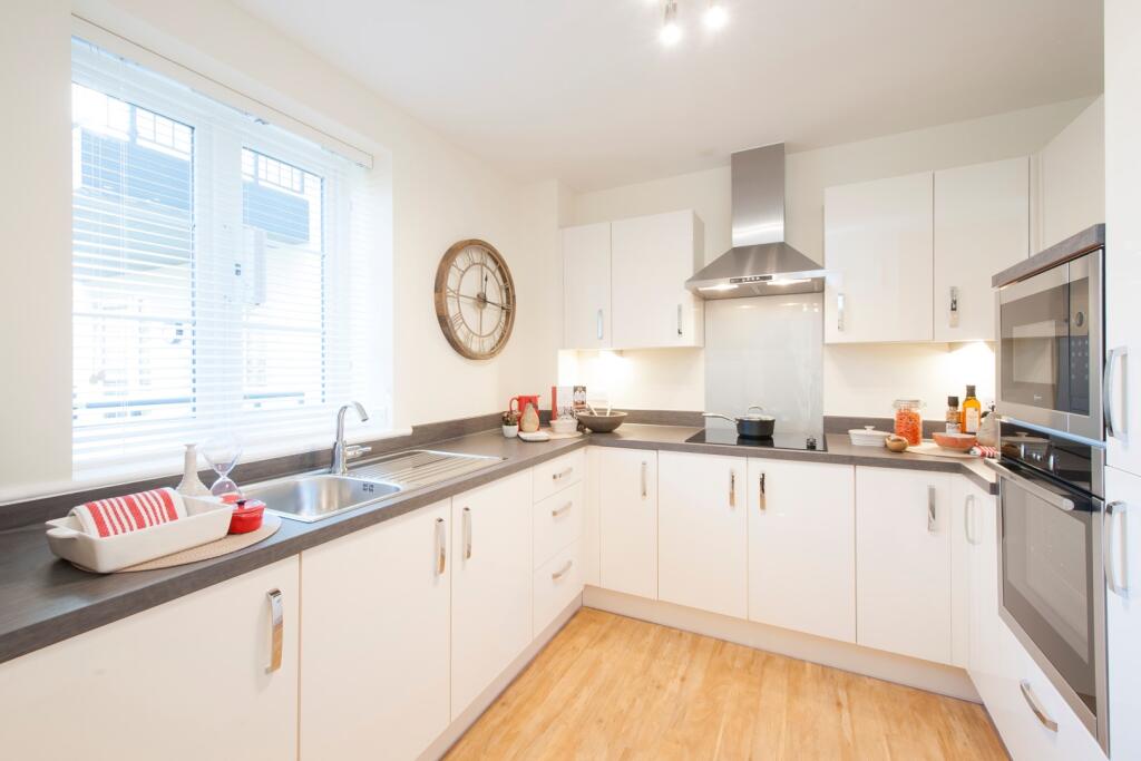 Show Apartment Kitchen  