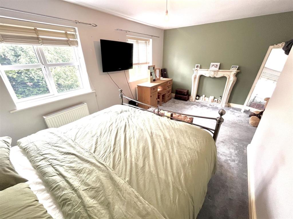 Bedroom 1 Aspect 2