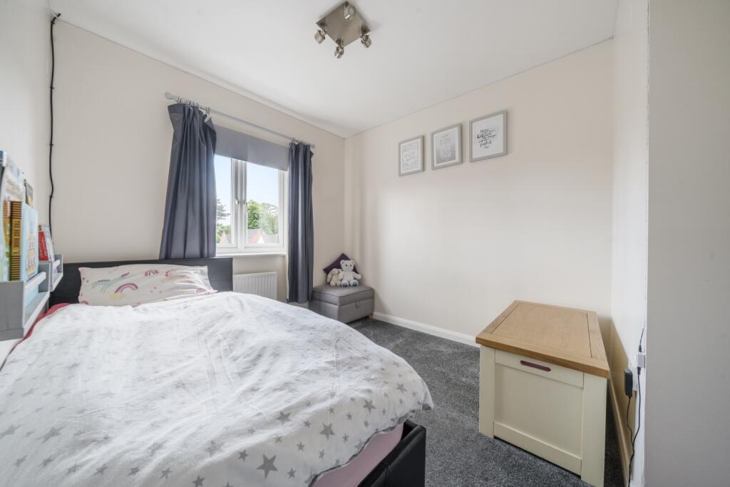 1297614-8-682f996e719a9-ARW-1