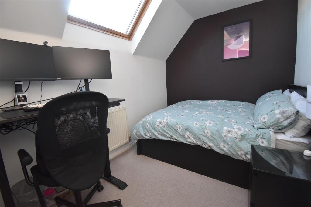 Bed 2.JPG