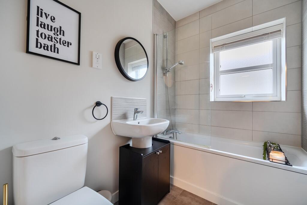 1369594-6-68f90ac3b9c7d