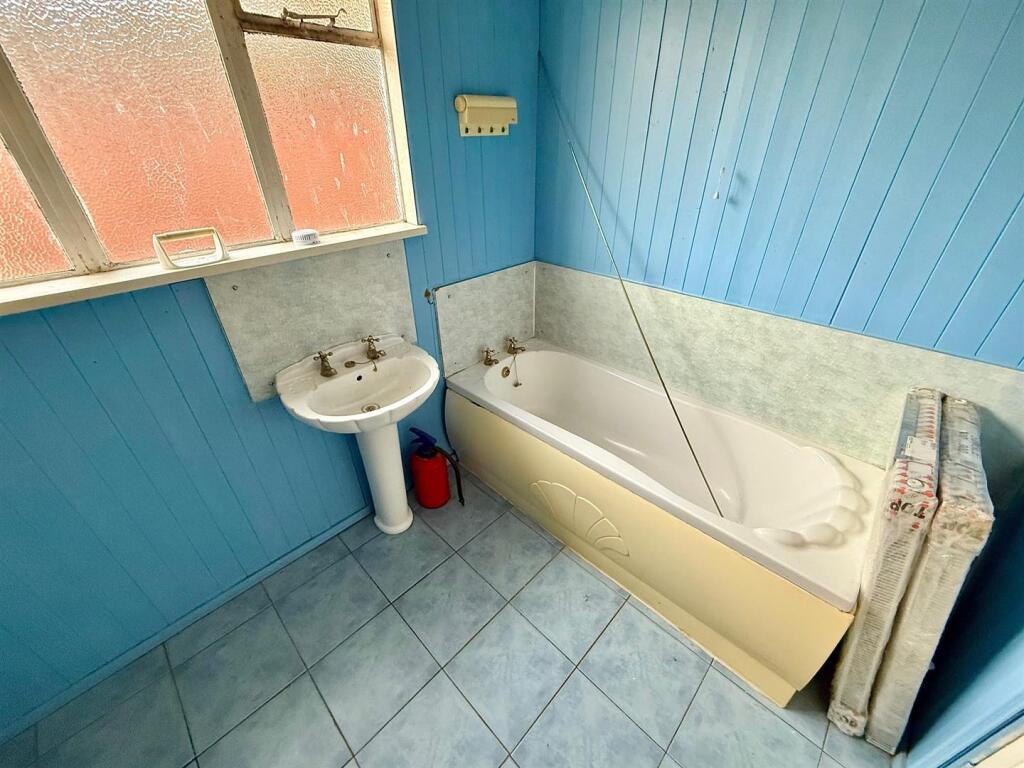 Bathroom/Former Bedroom