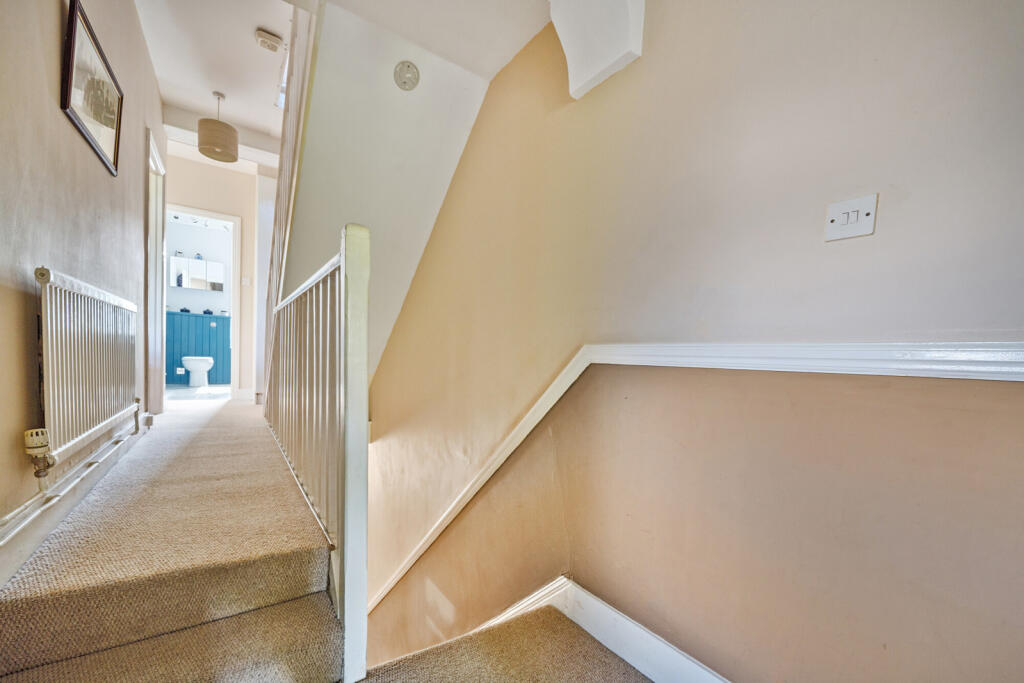 8-681b370c01f49-1...