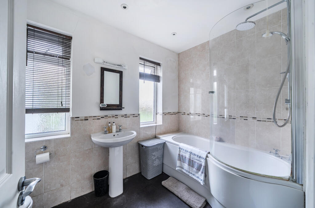 138296546945664cb120f