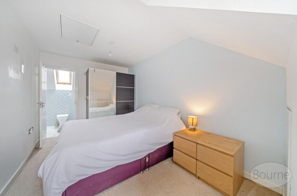 55590e04-c907-431...