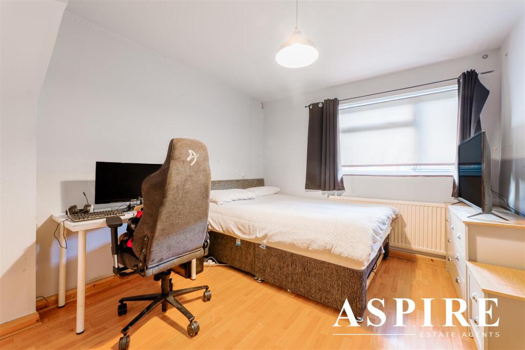 42 LONG LYNDERSWOOD-14-01-25-5.jpg