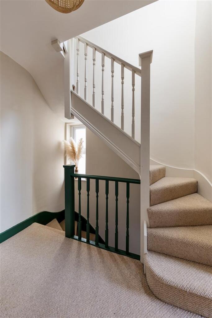 Ferndale Avenue, E17