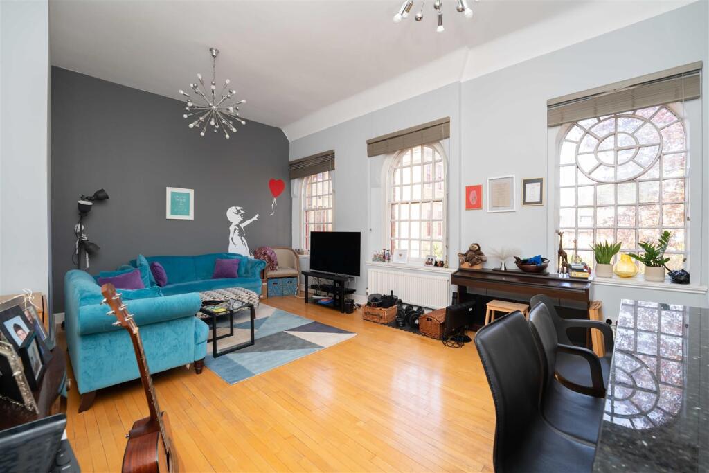 37 Osterley Recp.jpg