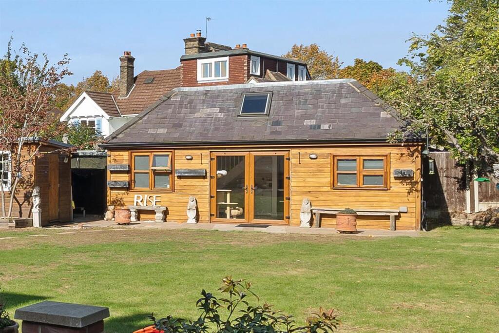 Kings Avenue Annexe.jpg