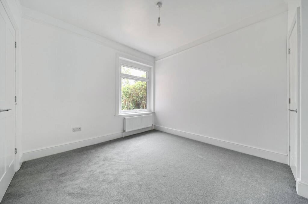 1316741-5-685bcef...