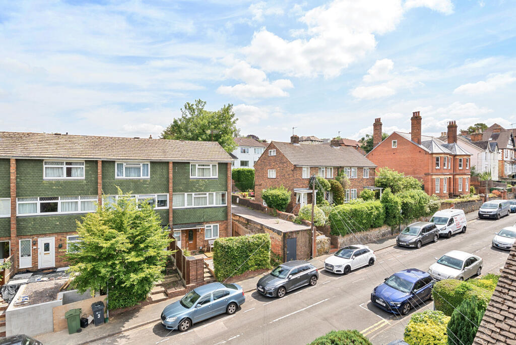 1310826-6-6851472...