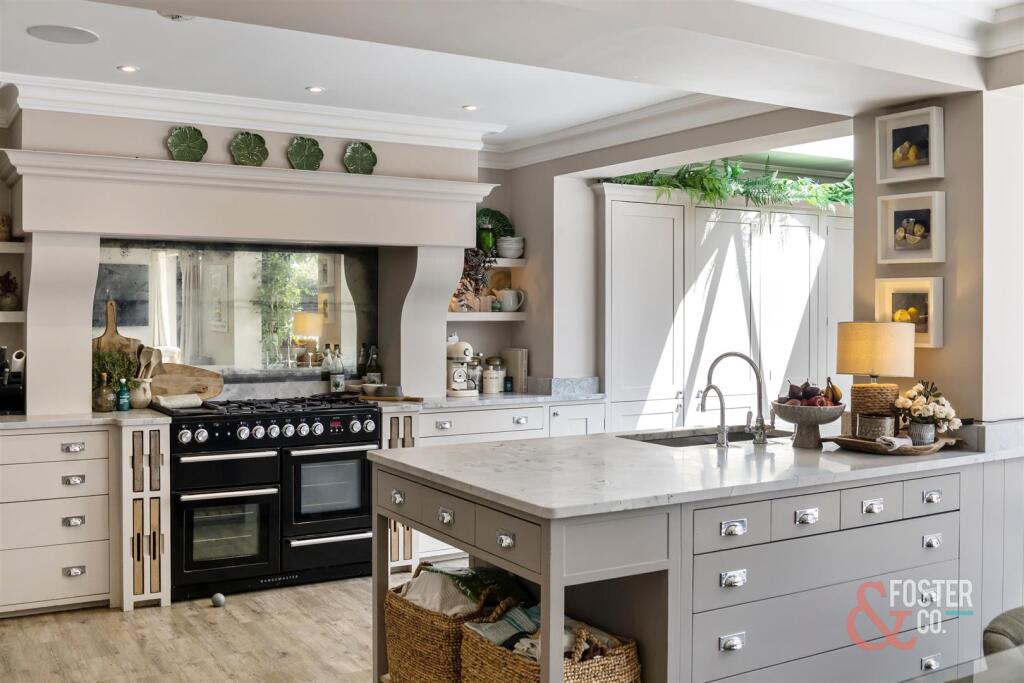 Hill Drive, 53-025.JPG